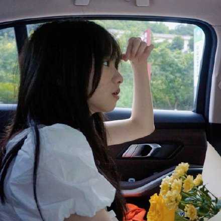 希望你有能力让你自己变得更好，自己才是自己的靠山！