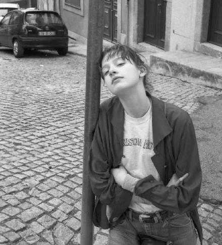 别人会怎么想，全都不重要，重要的是你快不快乐。