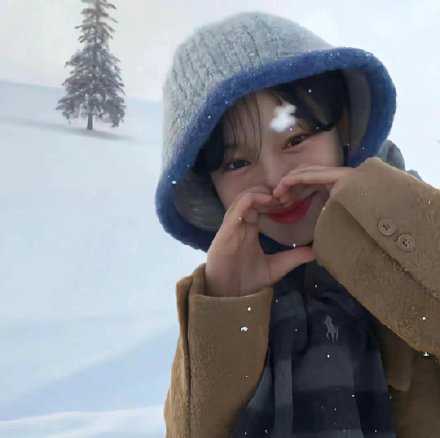 永远不要提前焦虑，生活无非就是见招拆招，所有人都是被生活推着走，走一步看一步。