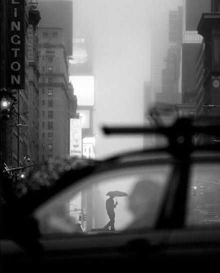 一路上追逐奔波，最后想要的，不过是宁静的幸福。