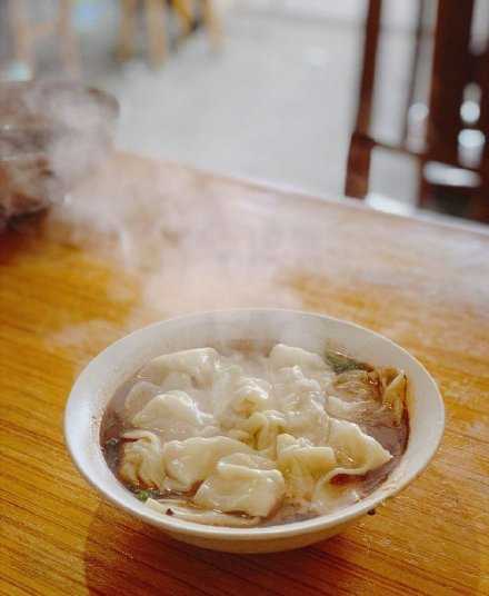 “人间烟火，好日常在。”