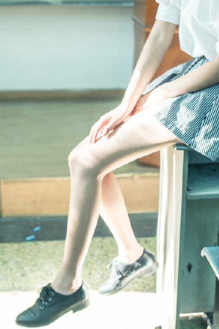 谁暖过我心窝 谁陪我哭过 不善言辞的我都记得