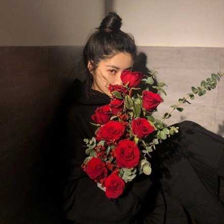 做喜欢的事情 奔赴真实简单的生活 是是非非总是少不了 闲言碎语平常心就好 毕竟日子是自己的