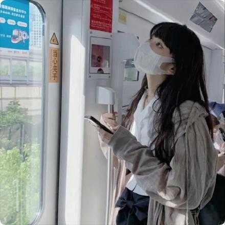 努力奔跑，追上那个曾经被寄予厚望的自己。