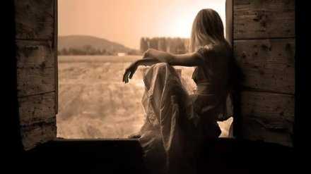 我和你掰了 我绝对不会在背后说你坏话 也绝对不会把你之前告诉我的事全部添油加醋告诉给别人 做不了朋友 至少我得做个人