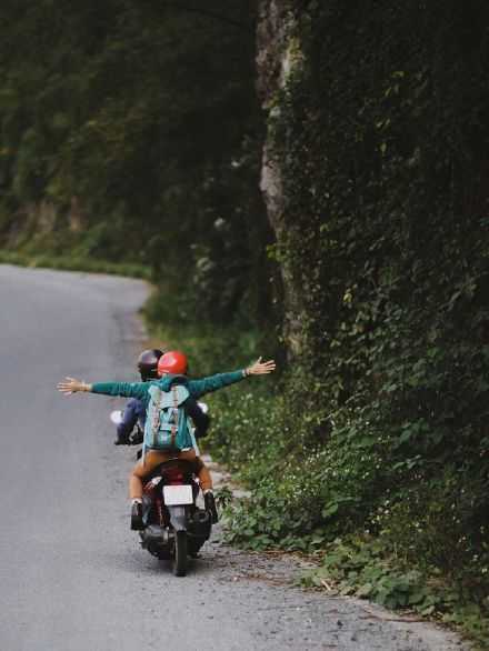 生活不是选择出来的，是过出来的。