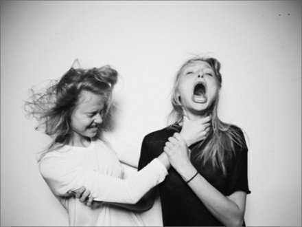 有多少人的名声、形象是毁在好朋友嘴里。