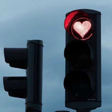 还喜欢，还在意，但不再渴望在一起。