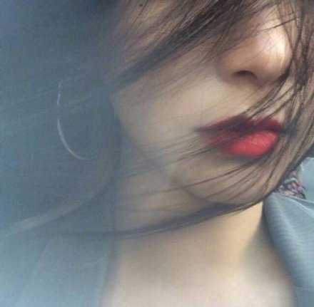 当代社交礼仪：有事好好打字 别语音 别电话