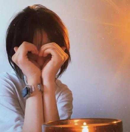 总会有人在千篇一律中一把抓住我的